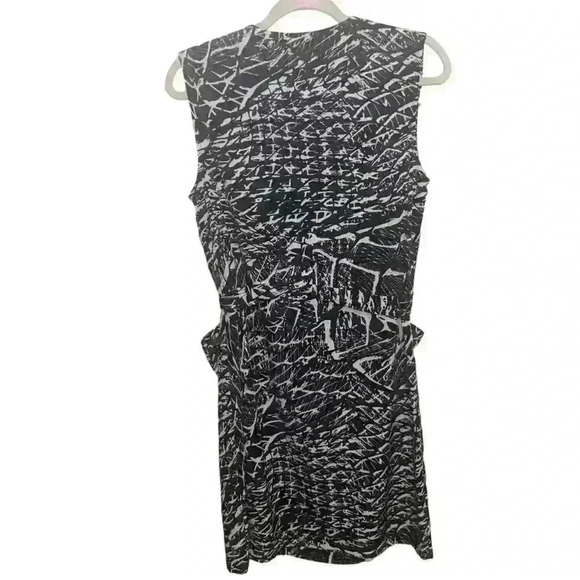 Dana Buchman Dress Size 8 Belted Front Zip Black White Sheath Belted - Picture 3 of 4